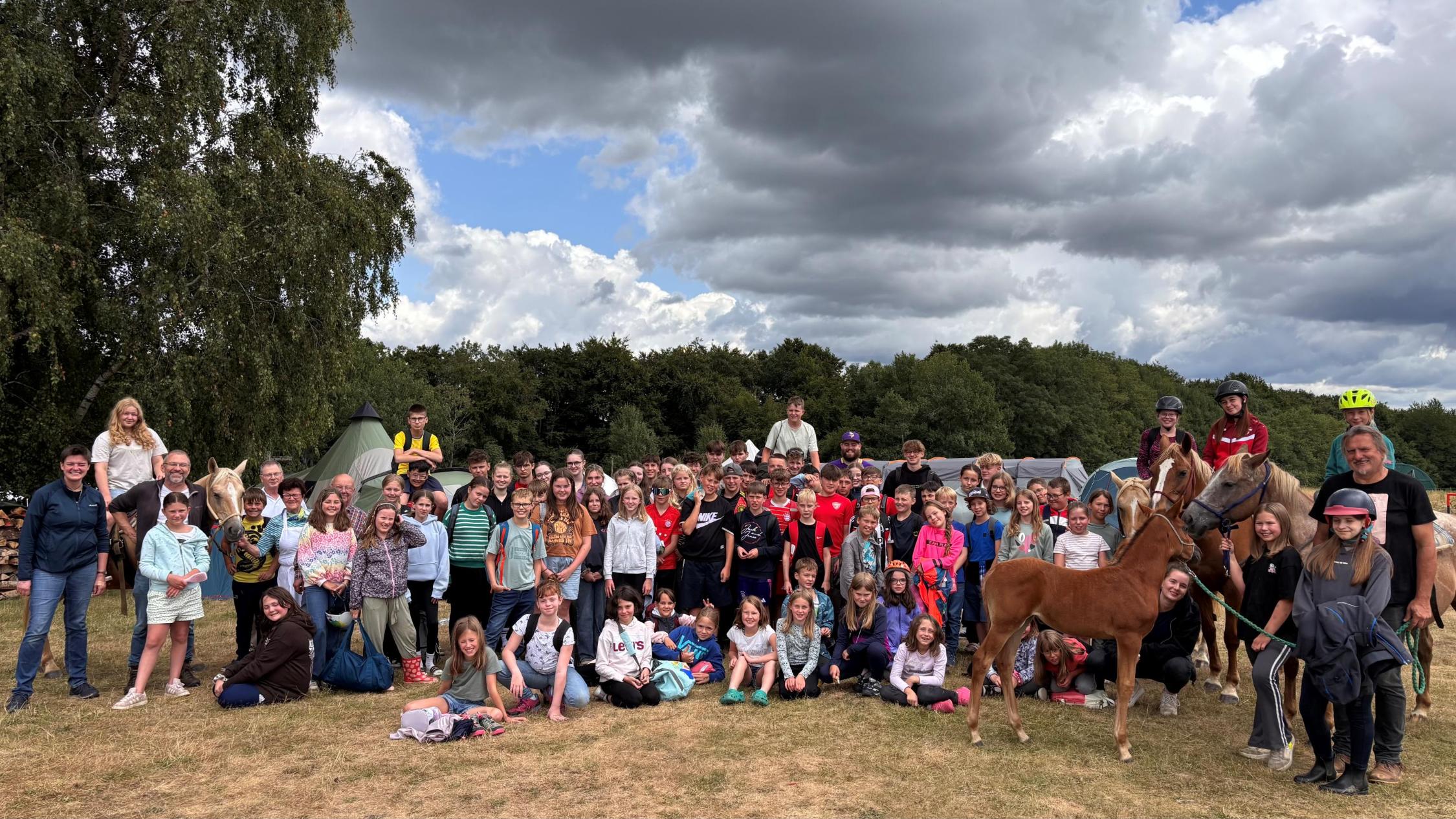 Gruppenfoto-2025klein